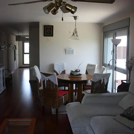 アパート Montana Madi